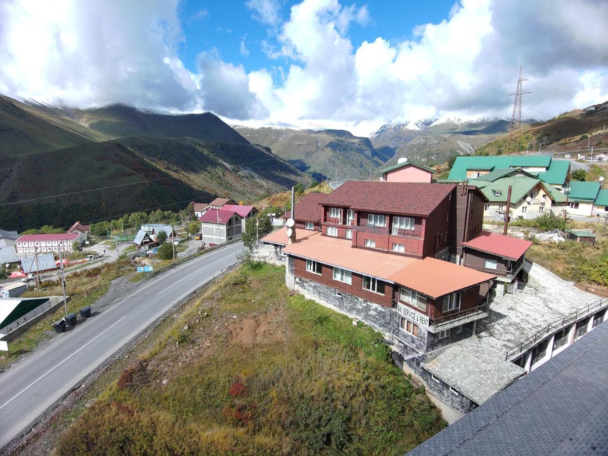 Gudauri Hut Hotel Exterior foto