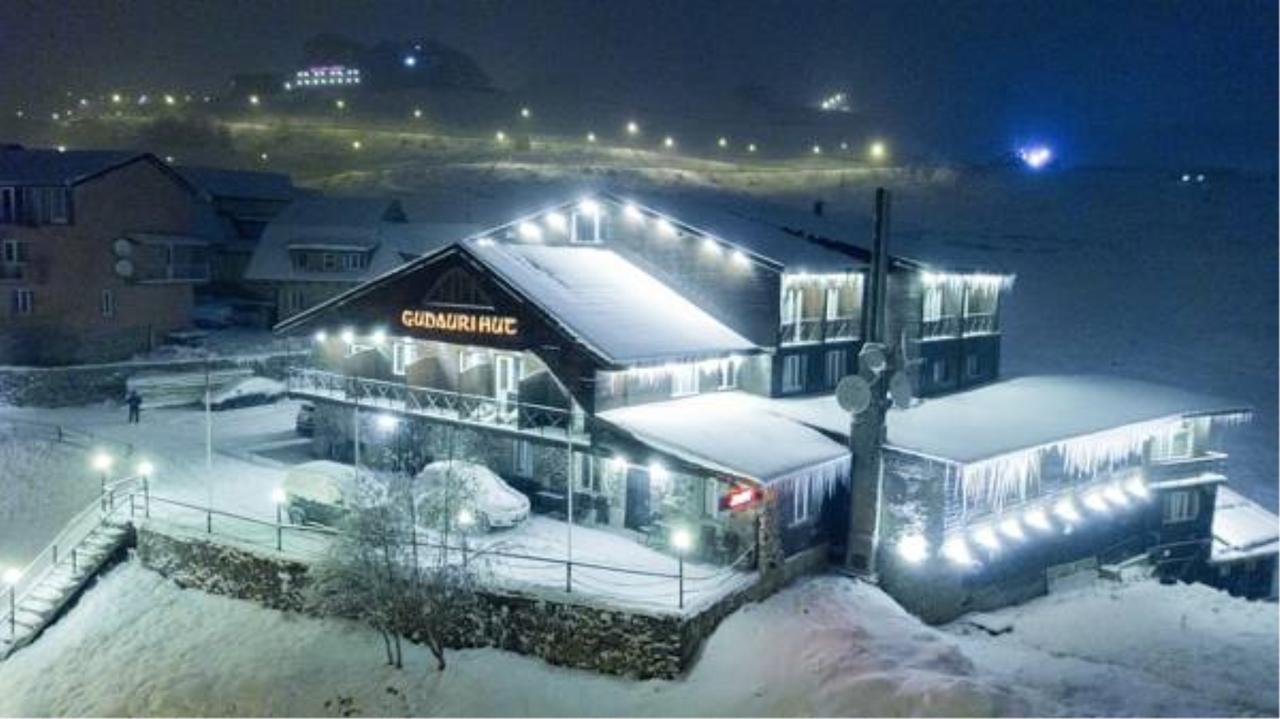 Gudauri Hut Hotel Exterior foto